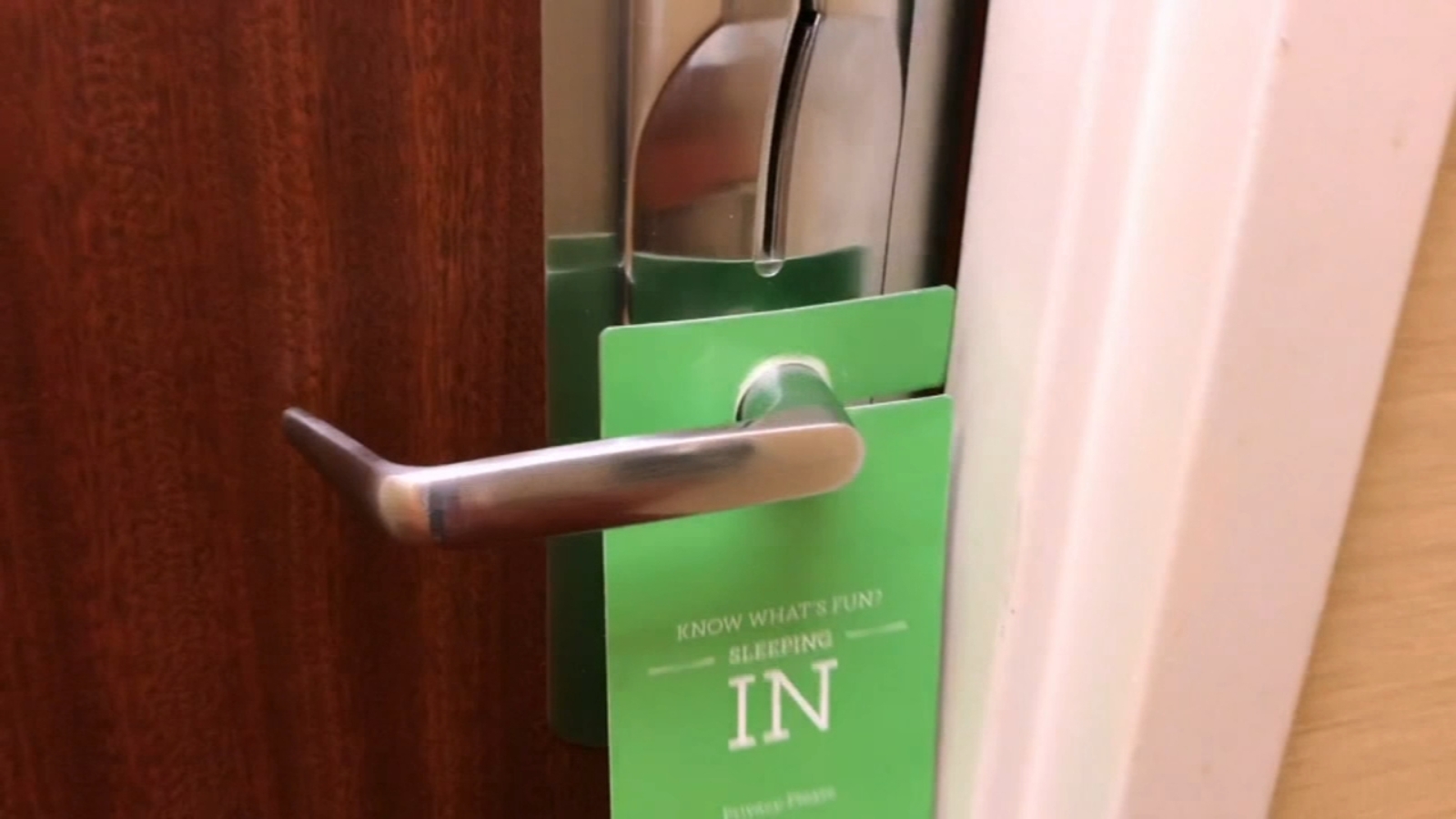 Featured image for Currency Exchange Confusion at International Destinations: Avoiding Hidden Fees