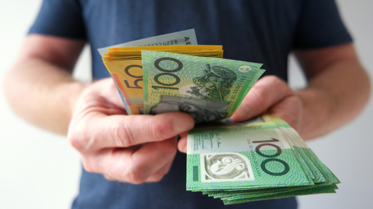 Featured image for Visa Guides: The Importance of Having Sufficient Funds for Your Trip