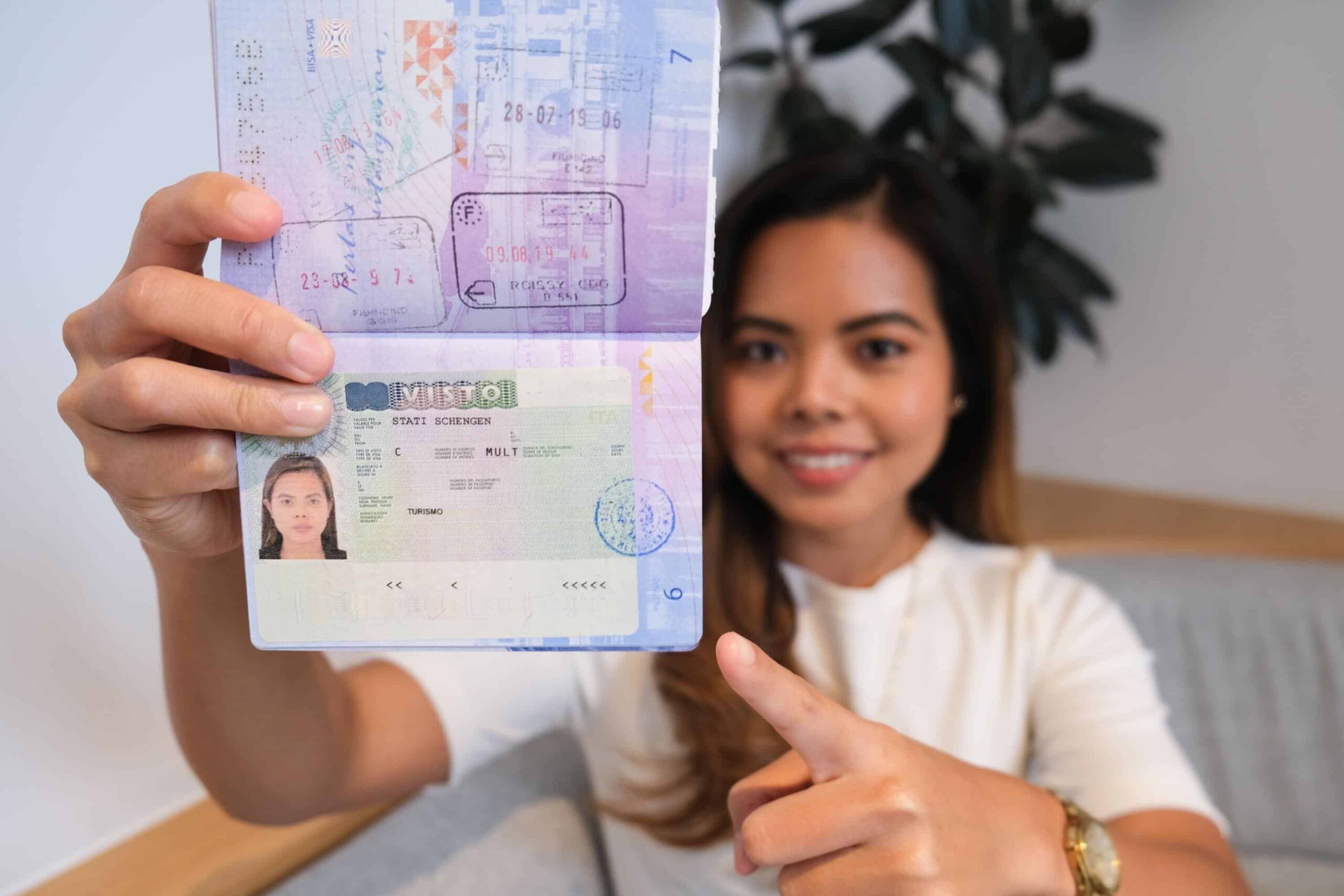 Featured image for Visa Guides: Understanding the Requirements for Performing Arts Visas